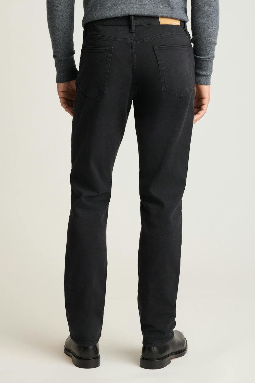 Travel Jeans / Bonobos On Sale