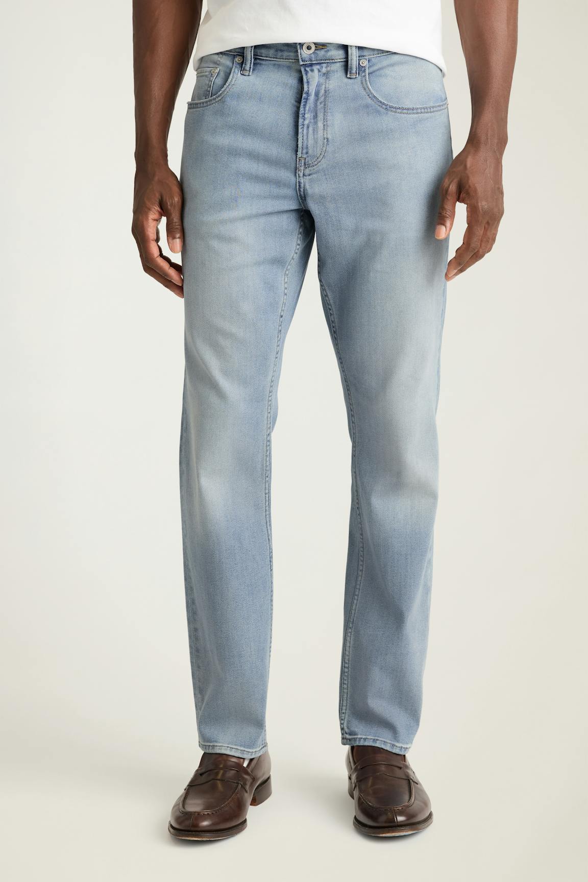 Stretch Lightweight Jeans / Bonobos