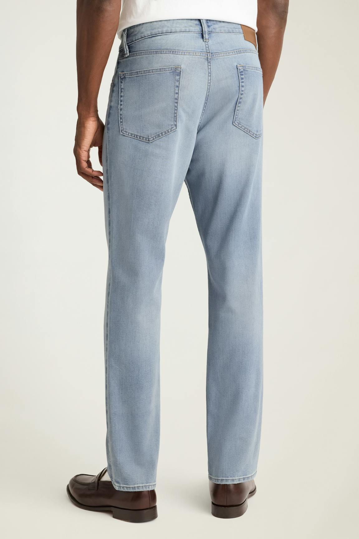 Stretch Lightweight Jeans / Bonobos