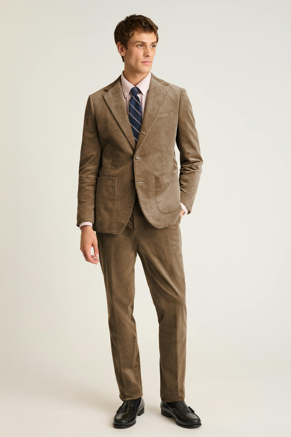 Jetsetter Italian Corduroy Dress Pant / Bonobos us