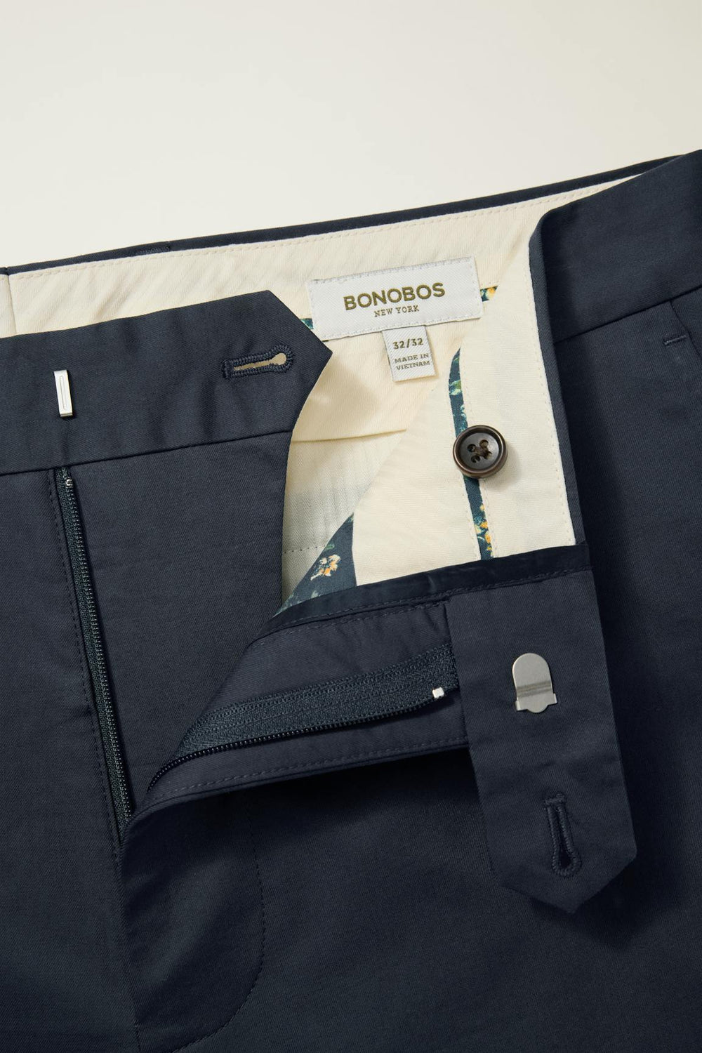 Jetsetter Italian Cotton Dress Pant / Bonobos For Sale