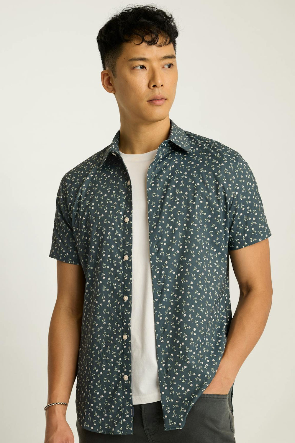 Tech Short Sleeve Shirt / Bonobos us