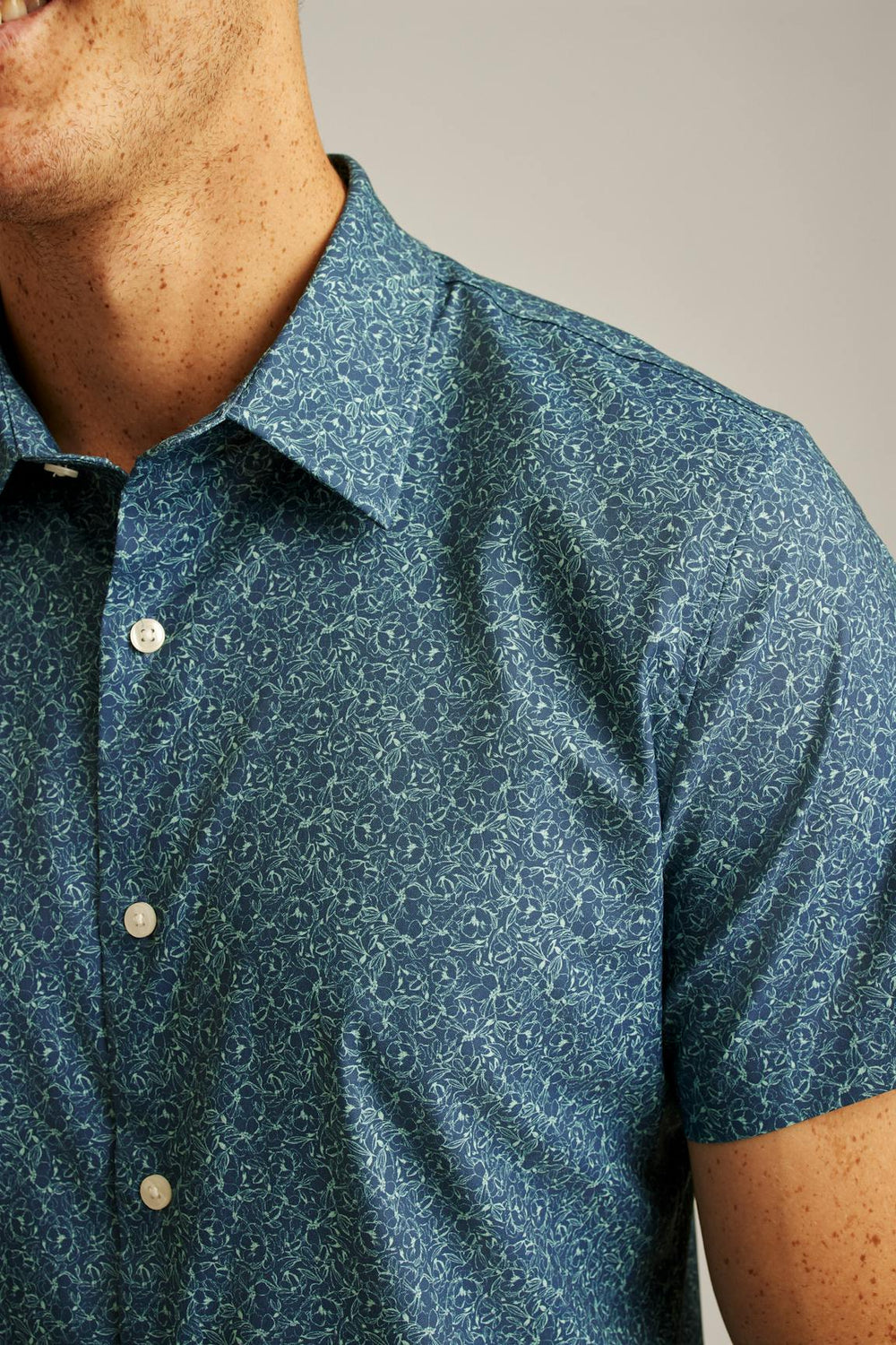 Tech Short Sleeve Shirt / Bonobos Online
