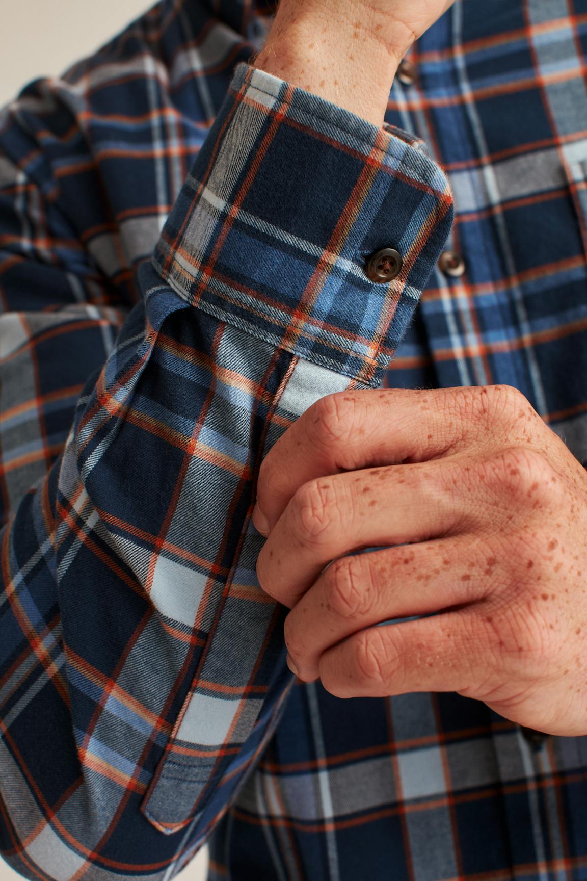 Everyday Lightweight Flannel Shirt / Bonobos us