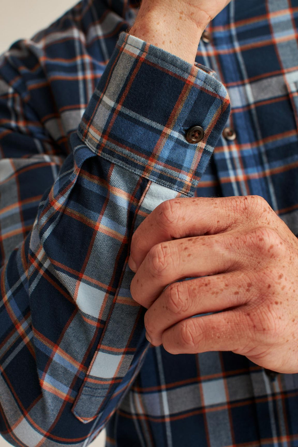 Everyday Lightweight Flannel Shirt / Bonobos us