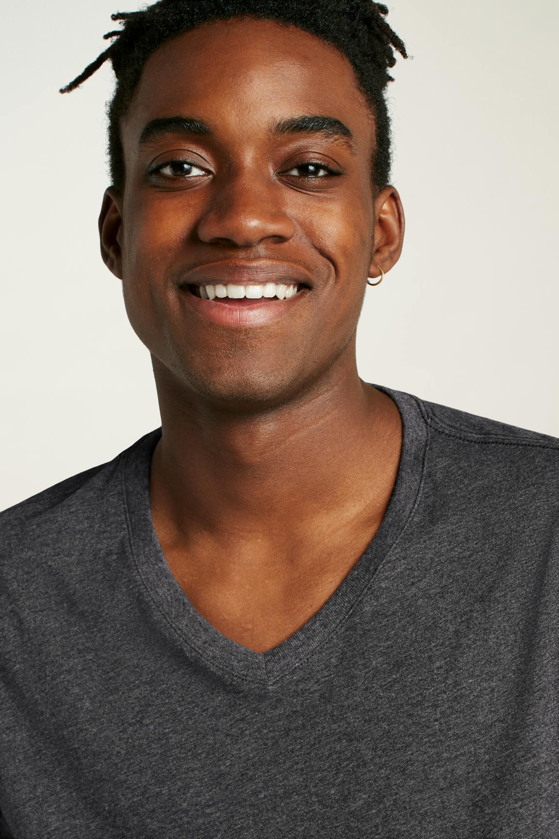 Forever Soft Cotton  V-Neck Tee / Bonobos us