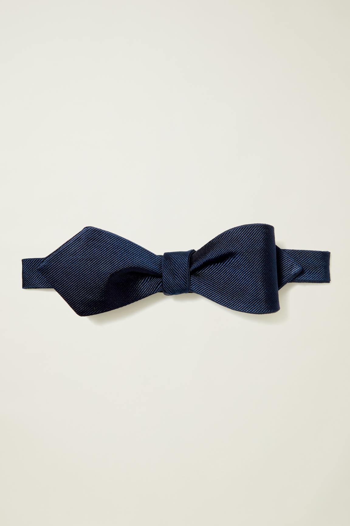Premium Bowtie / Bonobos On Sale
